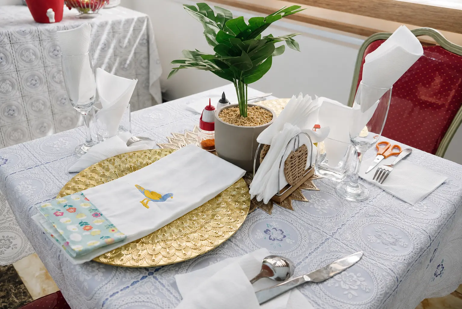 Restaurant table setting