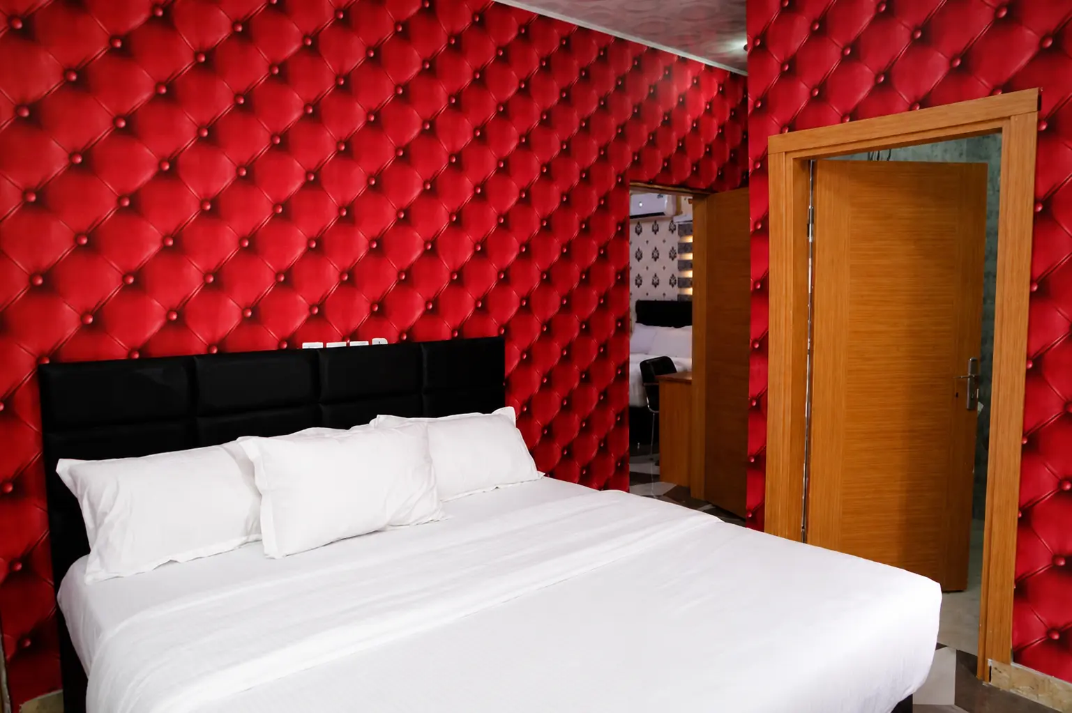 Super Deluxe Room